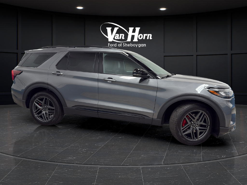 Used 2025 Ford Explorer ST w/ Sun And Sound Package AWD/4WD image 8