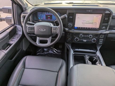 New 2025 Ford F250 Lariat w/ Lariat Ultimate Package image 17