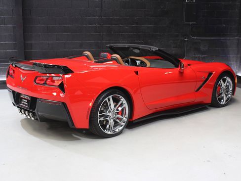 Used 2019 Chevrolet Corvette Stingray Convertible w/ 2LT Preferred Equipment Group image 24