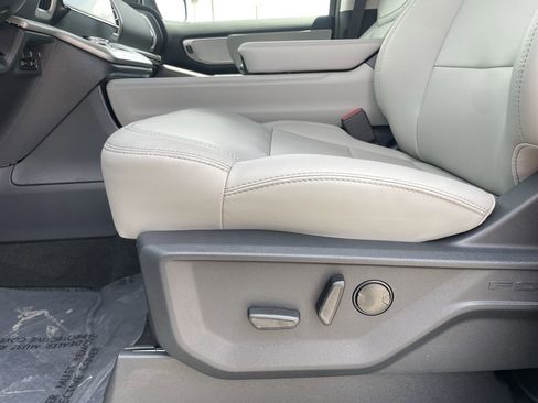 New 2026 Ford Expedition Max Active RWD image 21