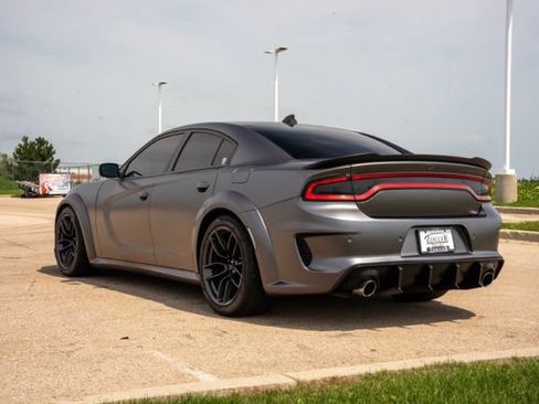 Used 2020 Dodge Charger Scat Pack w/ Plus Group RWD image 5
