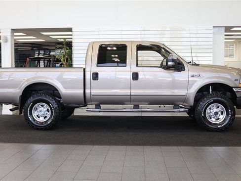 Used 2003 Ford F250 Lariat AWD/4WD image 5