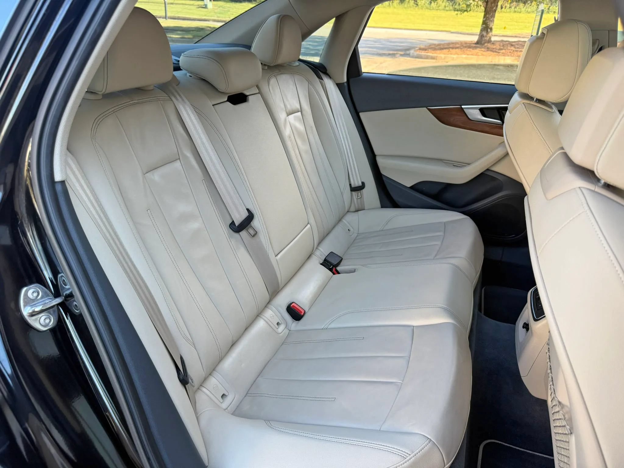 Used 2020 Audi A4 2.0T Premium w/ Convenience Package FWD image 28