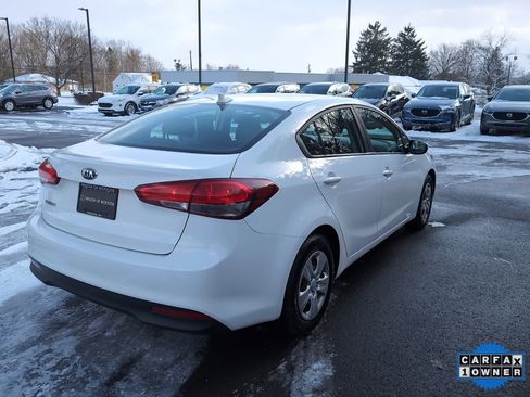 Used 2017 Kia Forte LX image 5