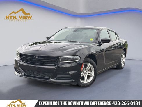 Used 2023 Dodge Charger SXT RWD image 1