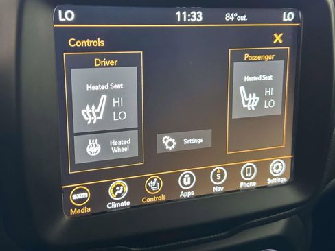 Used 2023 Jeep Renegade Latitude w/ Premium Group AWD/4WD image 24