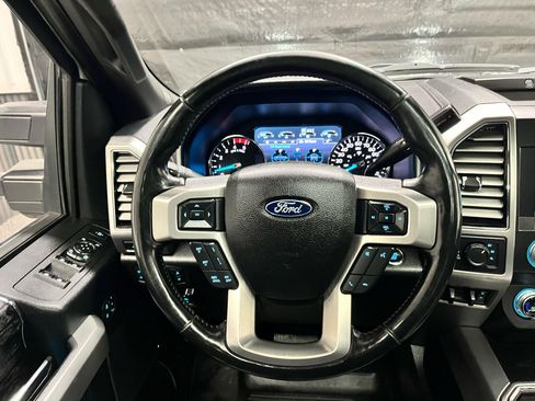 Used 2019 Ford F350 Platinum w/ Platinum Ultimate Package image 14