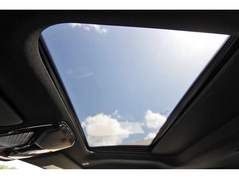 Used 2023 BMW 430i Coupe w/ M Sport Package image 24