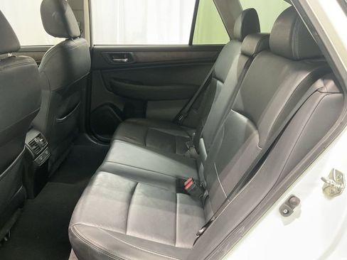 Used 2015 Subaru Outback 2.5i Limited image 23