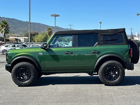 Used 2023 Ford Bronco Wildtrak image 7