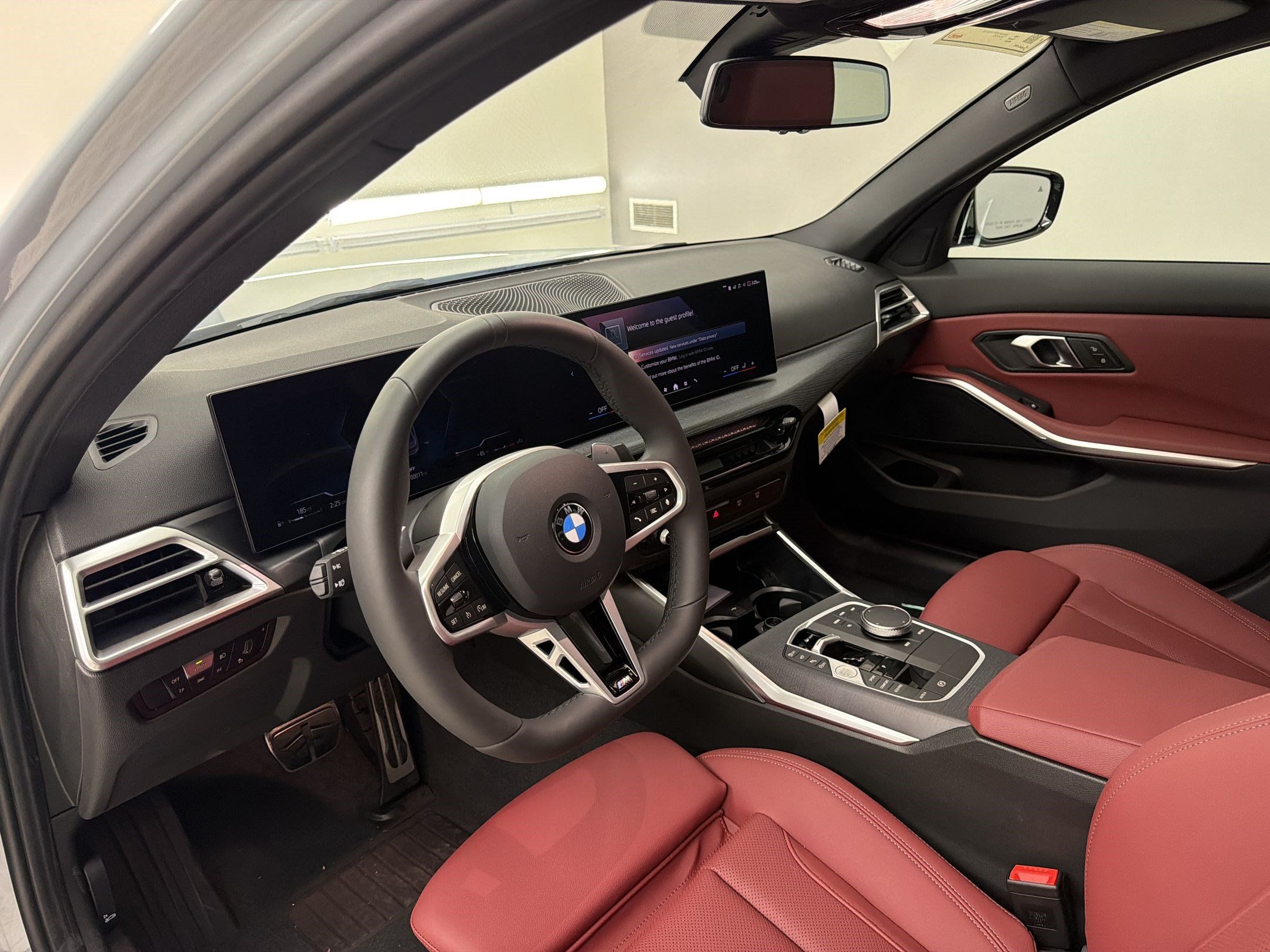 New 2026 BMW 330i Sedan w/ M Sport Package RWD image 4