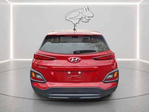 Used 2021 Hyundai Kona SE image 3