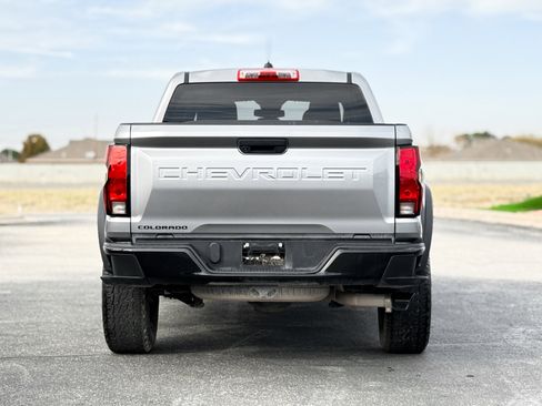 Used 2023 Chevrolet Colorado Trail Boss image 7