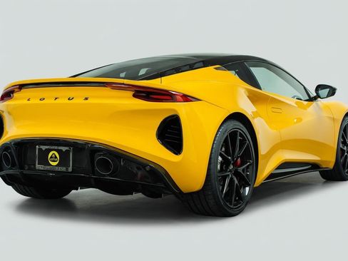 New 2026 Lotus Emira SE RWD image 3
