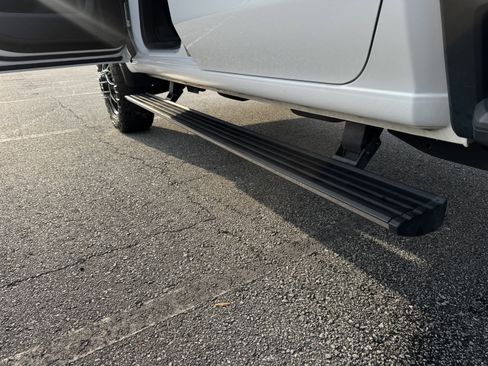 Used 2021 GMC Sierra 3500 Denali w/ Denali Ultimate Package image 28