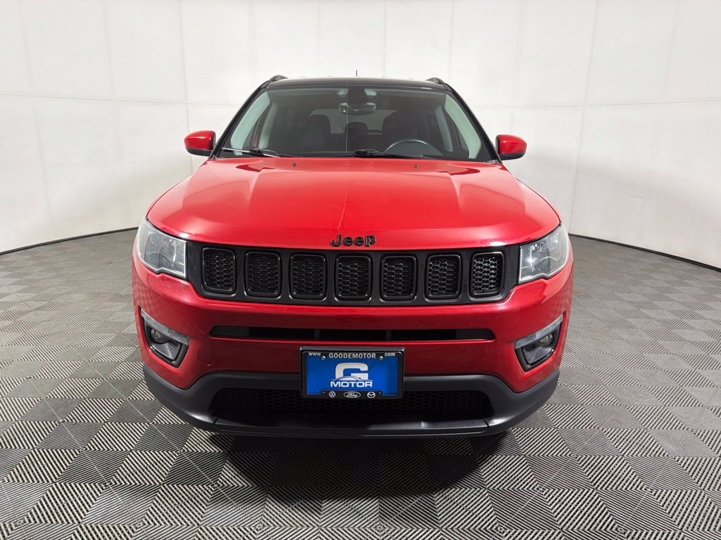 Used 2018 Jeep Compass Latitude w/ Popular Equipment Group FWD image 3