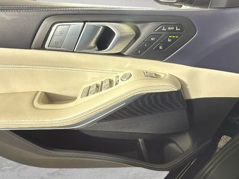 Used 2021 BMW X7 xDrive40i w/ M Sport Package image 26