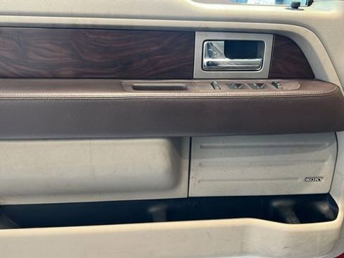 Used 2010 Ford F150 Lariat image 8