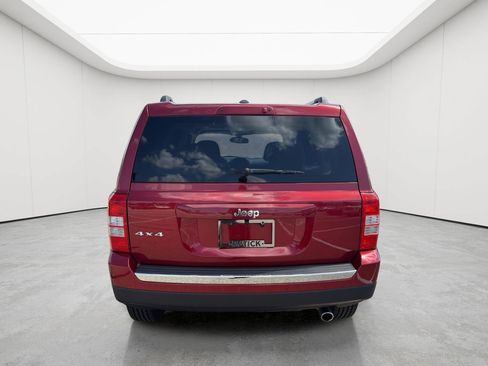 Used 2016 Jeep Patriot High Altitude FWD image 27