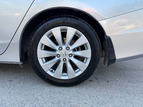 Used 2014 Honda Accord Touring image 27