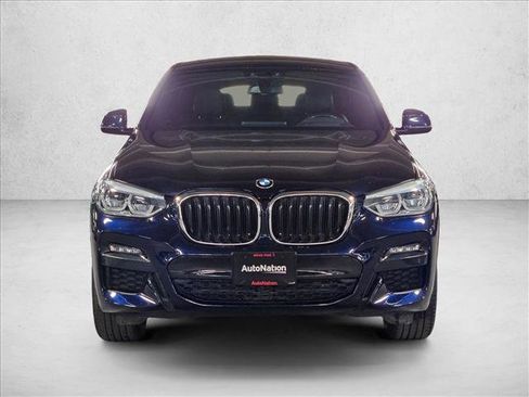Used 2021 BMW X4 xDrive30i w/ Executive Package image 2