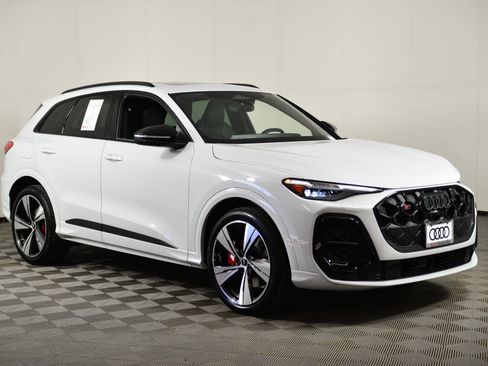 New 2025 Audi SQ5 Premium Plus image 6