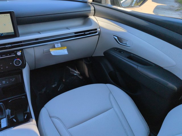 New 2026 Hyundai Tucson SEL FWD image 17