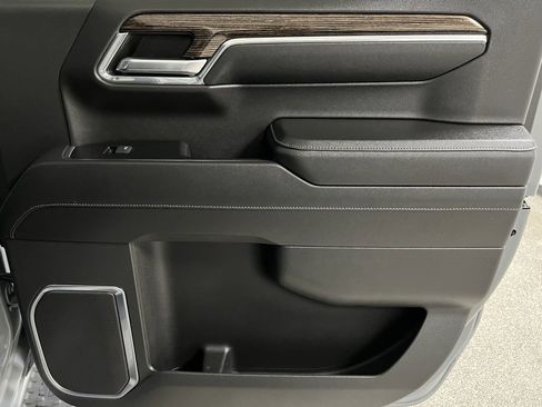 Used 2024 GMC Sierra 1500 Elevation image 51
