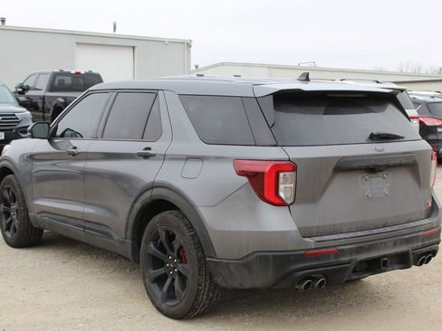 Used 2021 Ford Explorer ST w/ Equipment Group 401A image 4