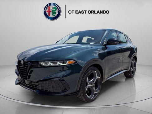 New 2026 Alfa Romeo Tonale w/ Active Assist Package AWD/4WD image 3