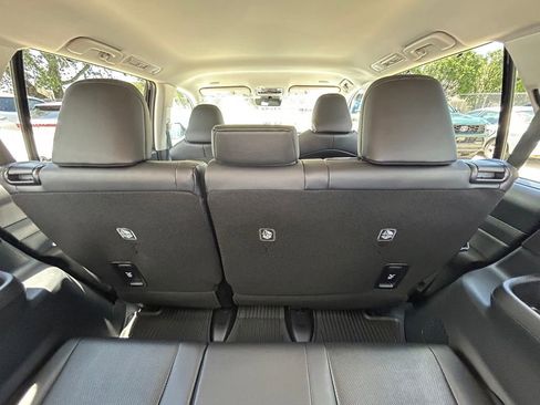 Certified 2026 Toyota Grand Highlander XLE FWD image 15