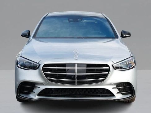 Certified 2023 Mercedes-Benz S 500 4MATIC image 2