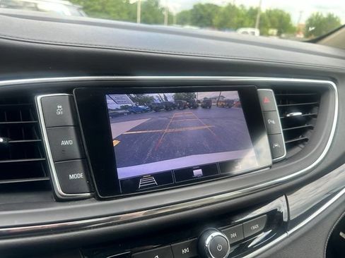 Used 2020 Buick Enclave Premium w/ Sun and Sites Package AWD/4WD image 35