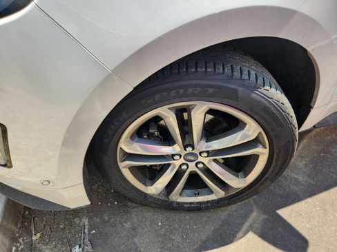 Used 2015 Ford Edge Sport w/ Equipment Group 401A FWD image 13