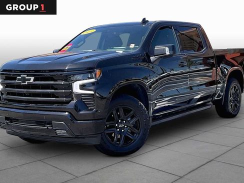 Used 2025 Chevrolet Silverado 1500 High Country w/ Midnight Edition AWD/4WD image 1