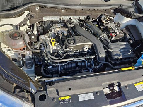 Used 2023 Volkswagen Taos S w/ Driver Assistance Package image 14