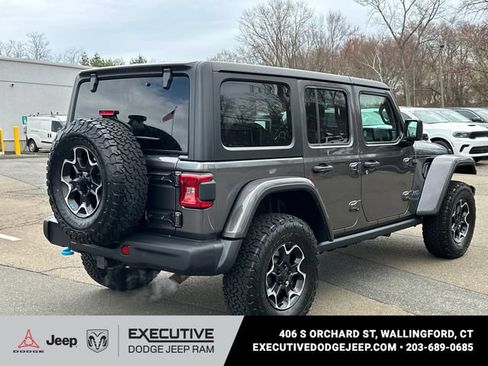 Used 2022 Jeep Wrangler Unlimited Rubicon 4xe AWD/4WD image 4