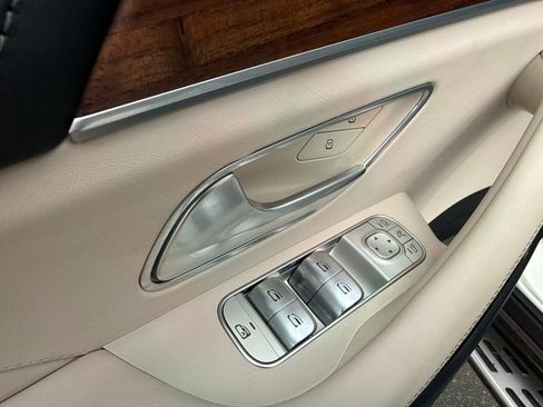 Certified 2023 Mercedes-Benz GLE 53 AMG 4MATIC image 19