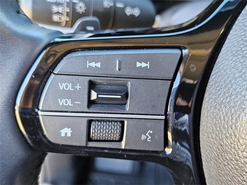 Used 2023 Honda Pilot Touring image 23