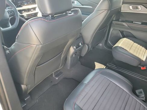 Used 2026 Ford Explorer ST-Line AWD/4WD image 12