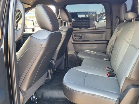 Used 2025 RAM 3500 Tradesman w/ Chrome Appearance Group image 6