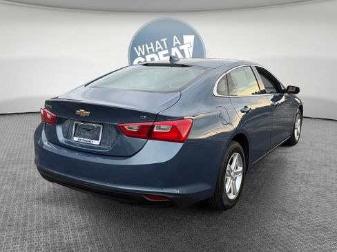 Used 2024 Chevrolet Malibu LT FWD image 3