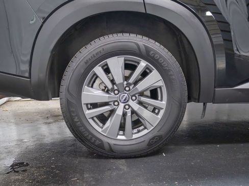 Used 2024 Nissan Pathfinder SV AWD/4WD image 7