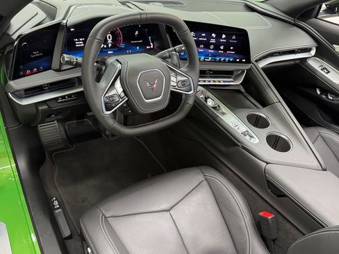 Used 2026 Chevrolet Corvette Stingray Preferred Cpe w/ Z51 Performance Package image 2