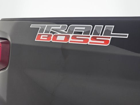 Used 2021 Chevrolet Silverado 1500 LT Trail Boss w/ Bed Protection Package AWD/4WD image 33