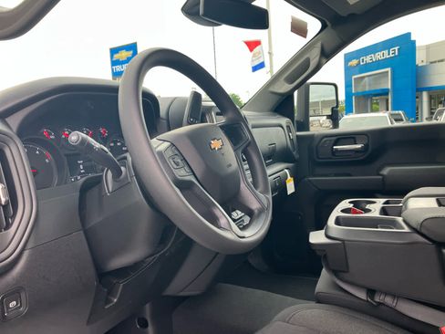 New 2026 Chevrolet Silverado 2500 Custom w/ Custom Value Package AWD/4WD image 9