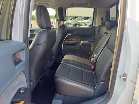 Used 2025 Ford Maverick Tremor AWD/4WD image 14