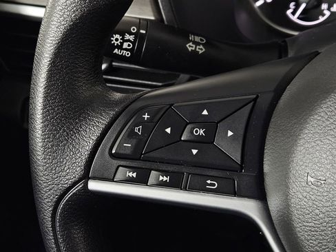 Used 2024 Nissan Altima 2.5 SV image 16