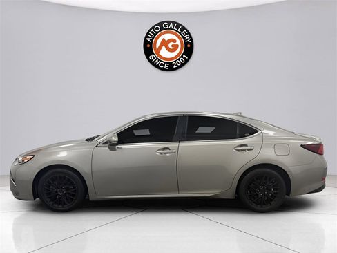 Used 2018 Lexus ES 350 image 4