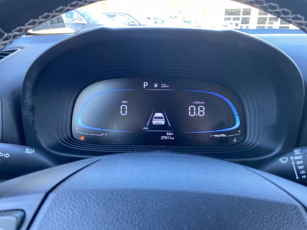 Certified 2024 Hyundai Venue Limited FWD image 11